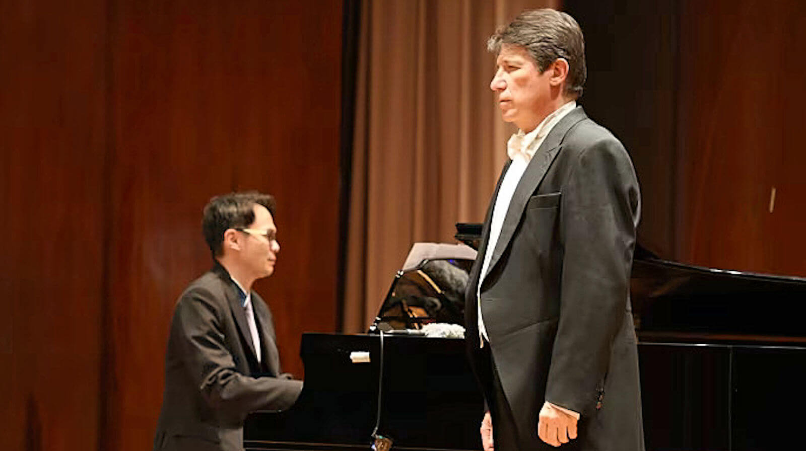 Alessandro Fantini, professional tenor and Villa InCanto owner in Lazio